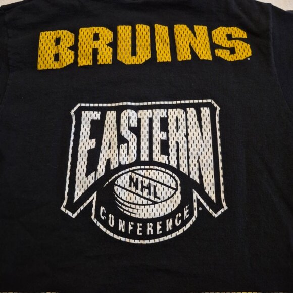 Boston Bruins boys size 18/20 black short sleeve shirt printed logo VGUC - Picture 6 of 6